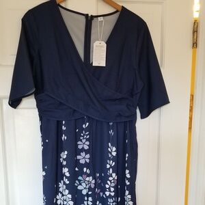 Crisscross jumper with floral pants